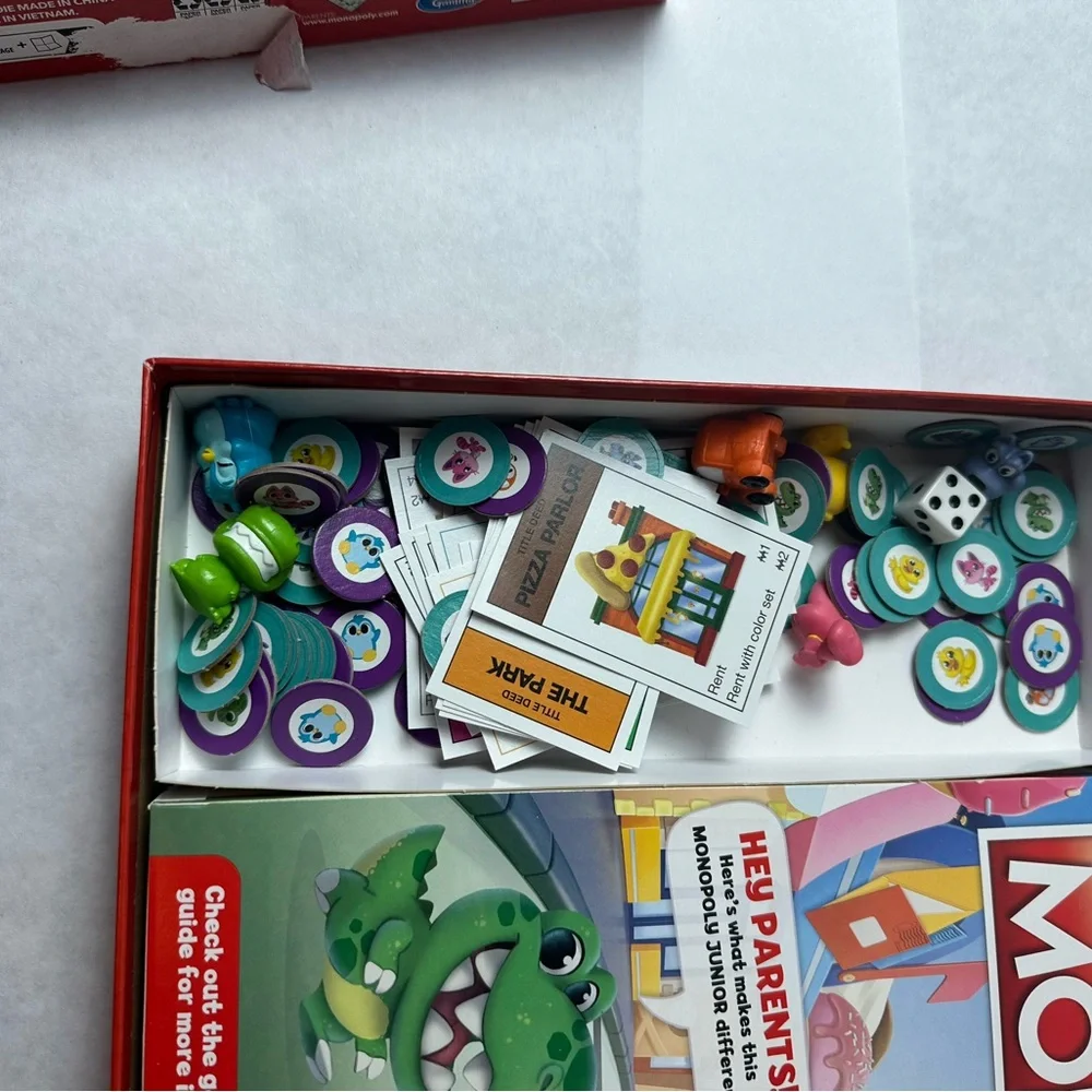 BOARD GAME & PUZZLE LOT X 3- MONOPOLY JR, RING IT ON, & ELENA (SEALED) PUZZLE - Picture 5 of 14